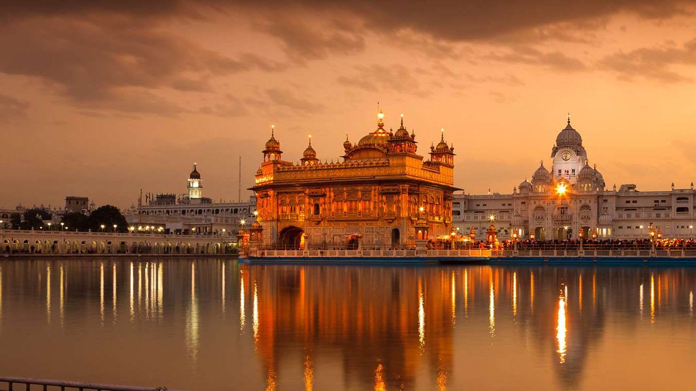 1366x768 Golden Temple HD Wallpaper Full Size Free Download